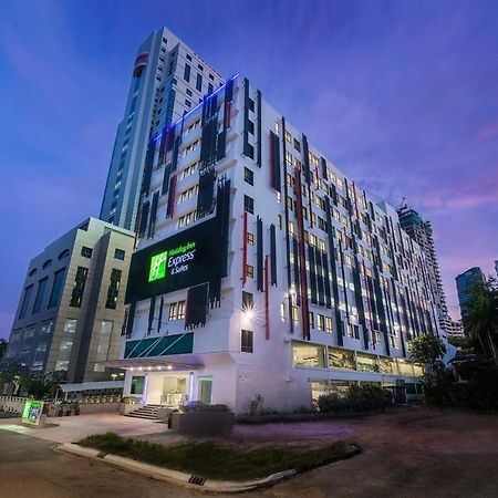 Holiday Inn Express & Suites Johor Bahru By Ihg Exterior photo